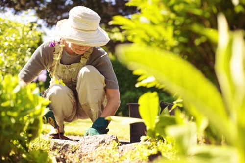 Seasonal planting ideas for landscape gardening in Merton